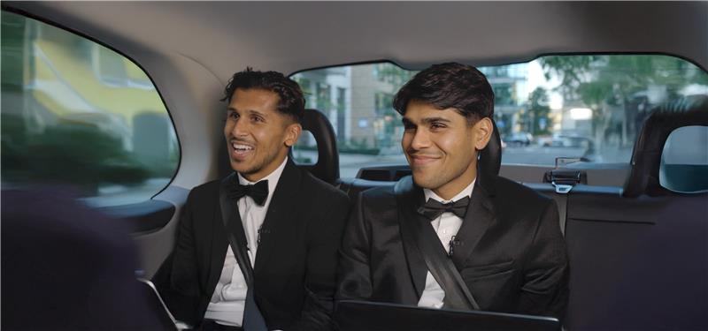 Sw Simmer Eats Hero V300 00 48 21Still001 Copy