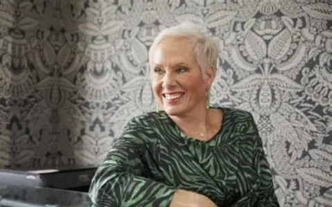 Ruth Owen .png