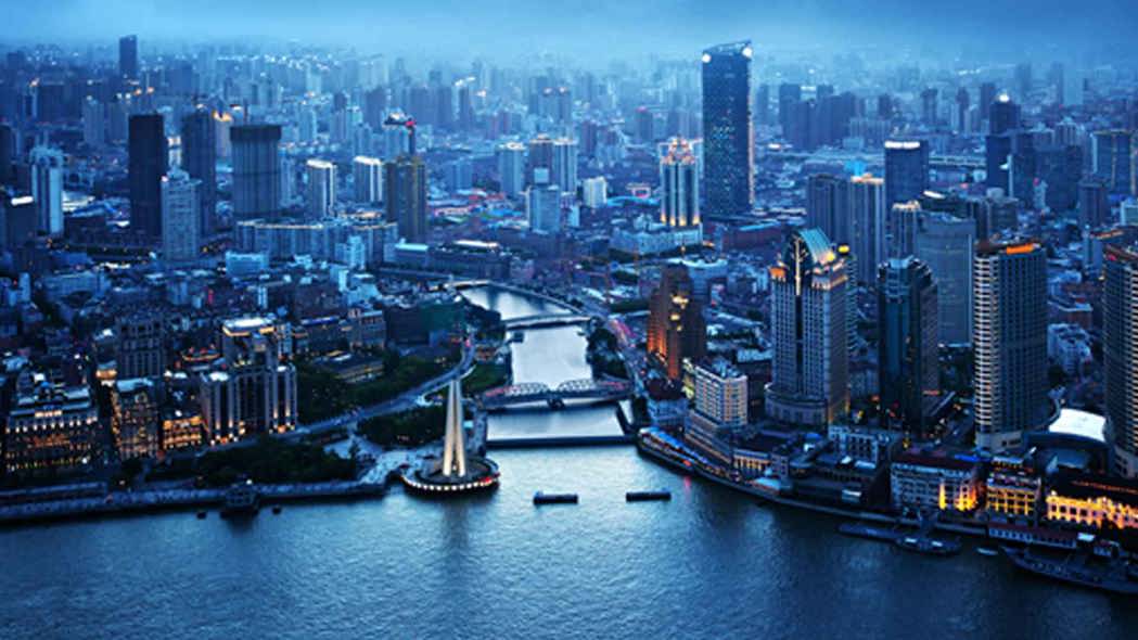 investment-outlook_aug_2020_web_1920x1080.jpg